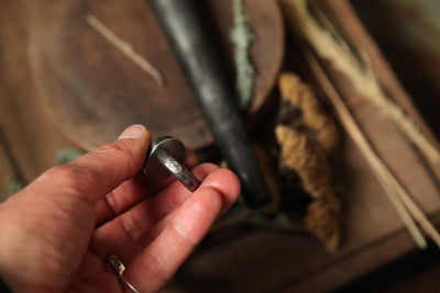 US 8 || Hawaiian Snake Head Cowry Ring || 14k gold + Silver