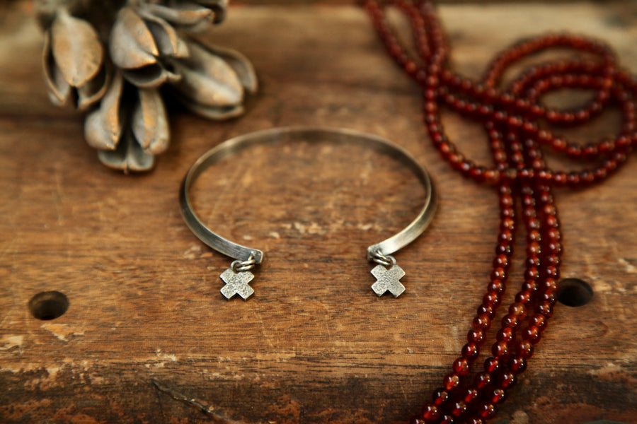 7" Triangle Bolo Cuff